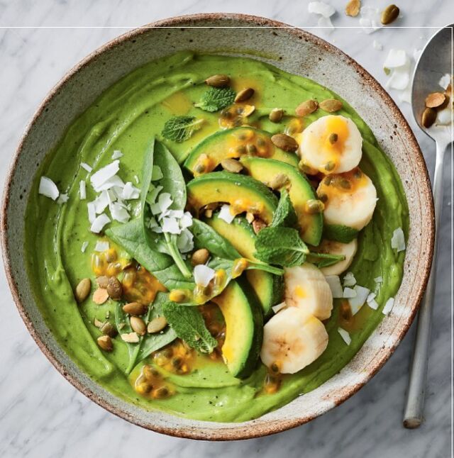 Winter Breakfast with Creative Gourmet 🥑🍌
Avocado & Banana Smoothie Bowl #woolworths #promotion #winterwarmers #creativegourmet #frozenfruits